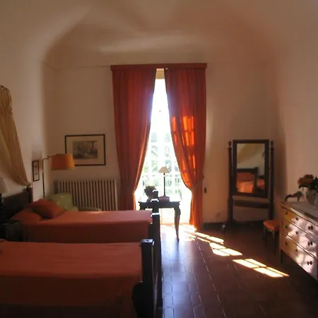 Sleeps 4 Pool Wifi T763648 Lejlighed